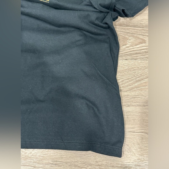 New Yellowstone Dutton Ranch T-Shirt Size M - Picture 10 of 10